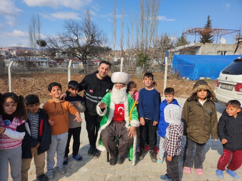 İyilikte buluştular! 3 dernekten depremzedelere anlamlı destek